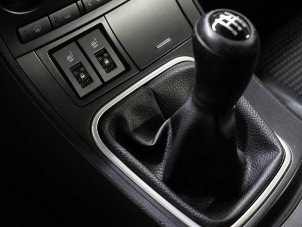 Mazda 3 II (BL) Рестайлинг с пробегом 2013 года, цена 990 000 рублей, 165787 км, седан, Автокод Объявления