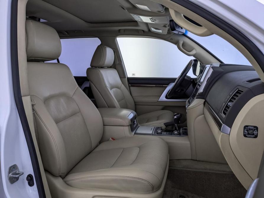 Toyota Land Cruiser 200 Series Рестайлинг 2 Москва  - изображение 24
