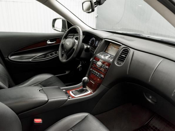 Infiniti QX50 I Рестайлинг с пробегом 2016 года, цена 1 835 000 рублей, 155337 км, внедорожник, Автокод Объявления