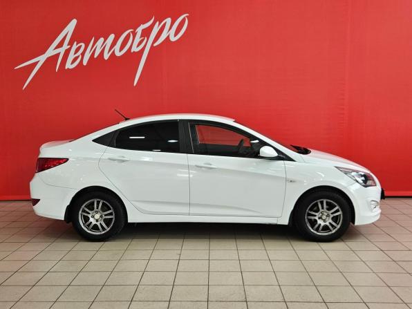 Hyundai Solaris I Рестайлинг с пробегом 2015 года, цена 990 000 рублей, 161422 км, седан, Автокод Объявления