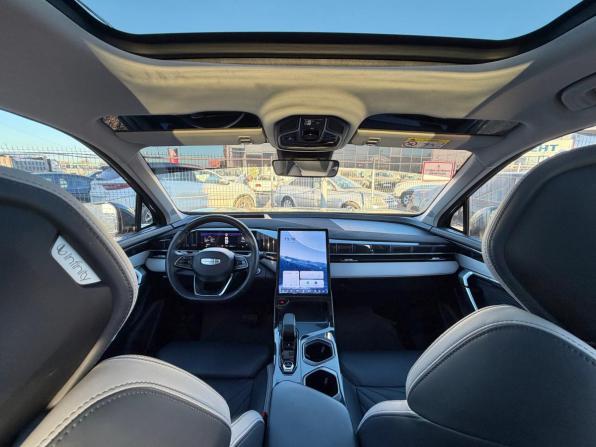 Geely Atlas II с пробегом 2024 года, цена 2 200 000 рублей, 113000 км, внедорожник, Автокод Объявления