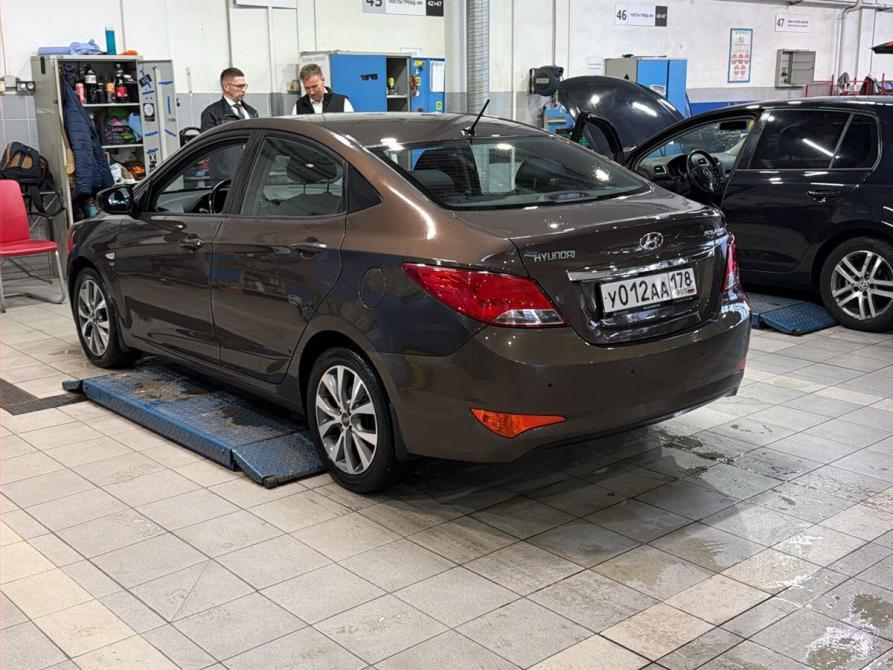 Hyundai Solaris I Рестайлинг Санкт-Петербург  - изображение 4