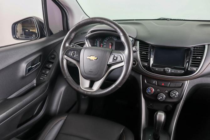 Chevrolet Trax I Рестайлинг с пробегом 2020 года, цена 1 899 000 рублей, 94121 км, внедорожник, Автокод Объявления