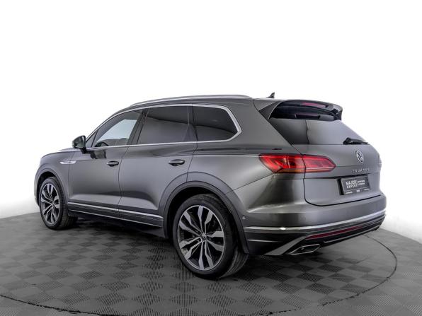 Volkswagen Touareg III с пробегом 2021 года, цена 6 190 000 рублей, 122191 км, внедорожник, Автокод Объявления