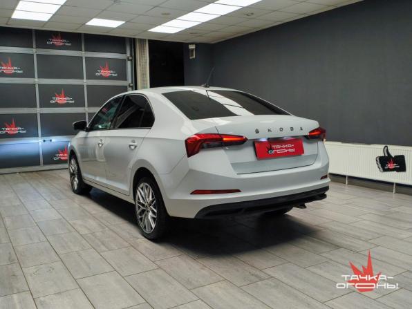 Skoda Rapid II с пробегом 2021 года, цена 1 428 000 рублей, 145000 км, лифтбек, Автокод Объявления