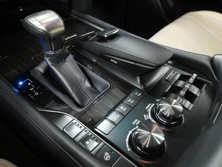 Lexus LX III Рестайлинг 2 Ростов-на-Дону  - изображение 28