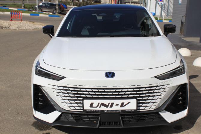 Новый Changan UNI-V I 2024 года, цена 3 329 900 рублей, лифтбек, Автокод Объявления
