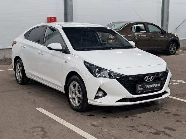 Hyundai Solaris II Рестайлинг с пробегом 2021 года, цена 1 590 000 рублей, 66542 км, седан, Автокод Объявления