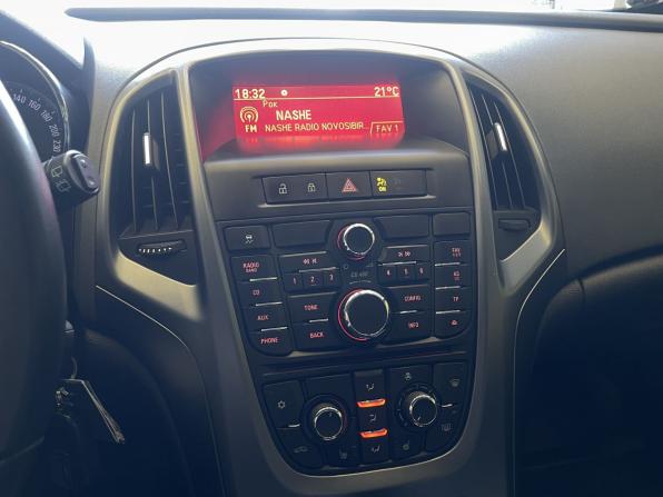Opel Astra J Рестайлинг с пробегом 2012 года, цена 785 000 рублей, 161000 км, хэтчбек, Автокод Объявления