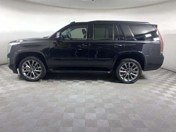 Cadillac Escalade IV с пробегом 2019 года, цена 4 900 000 рублей, 119114 км, внедорожник, Автокод Объявления