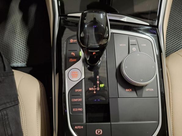 BMW 3 серии VII (G2x) с пробегом 2021 года, цена 3 640 000 рублей, 43325 км, седан, Автокод Объявления