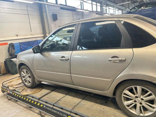 Lada (ВАЗ) Granta I Рестайлинг с пробегом 2022 года, цена 698 000 рублей, 75000 км, седан, Автокод Объявления