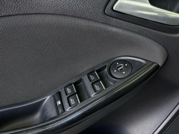 Ford Focus III с пробегом 2012 года, цена 745 000 рублей, 215772 км, хэтчбек, Автокод Объявления