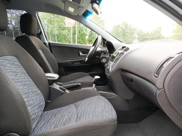 Kia Ceed I с пробегом 2008 года, цена 514 000 рублей, 300000 км, хэтчбек, Автокод Объявления