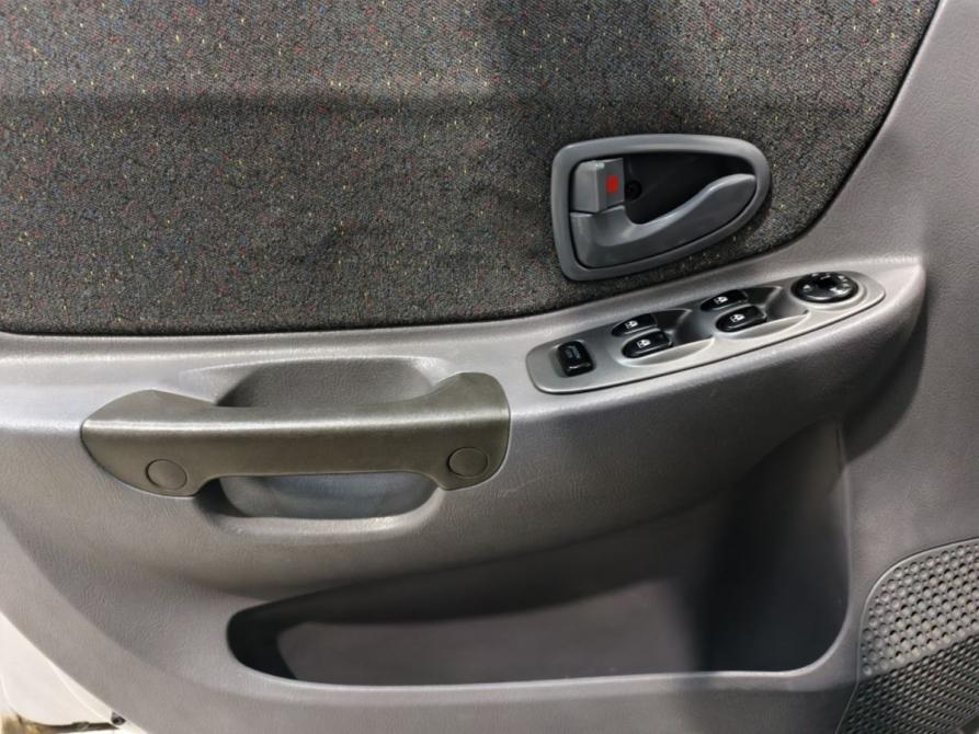 Hyundai Accent II Курск  - изображение 13