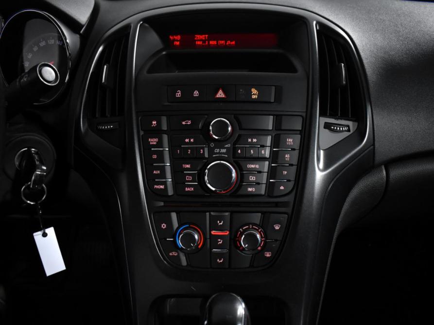 Opel Astra J Рестайлинг Санкт-Петербург  - изображение 13