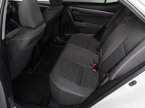 Toyota Corolla XI (E160 E170 E180) Рестайлинг 1 с пробегом 2018 года, цена 1 570 000 рублей, 140824 км, седан, Автокод Объявления