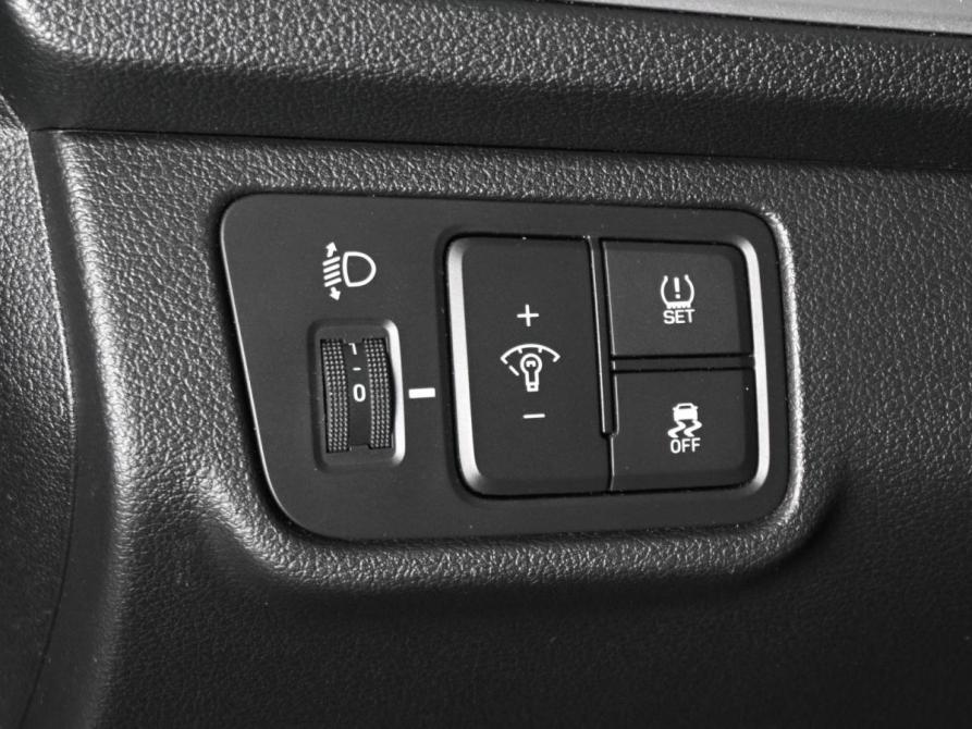 Hyundai Solaris II Ростов-на-Дону  - изображение 16