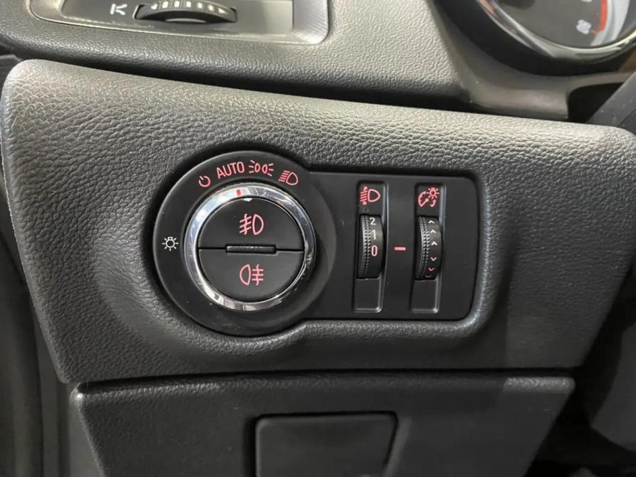 Opel Astra J Челябинск  - изображение 13