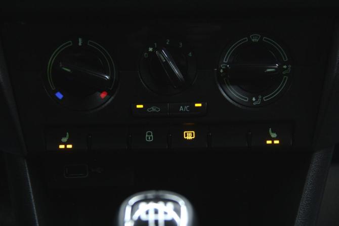 Skoda Rapid I Рестайлинг с пробегом 2019 года, цена 1 198 800 рублей, 159031 км, лифтбек, Автокод Объявления