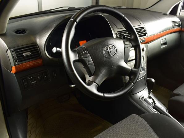Toyota Avensis II Рестайлинг с пробегом 2008 года, цена 825 999 рублей, 226229 км, седан, Автокод Объявления