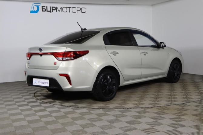 Kia Rio IV с пробегом 2018 года, цена 1 399 990 рублей, 79311 км, седан, Автокод Объявления