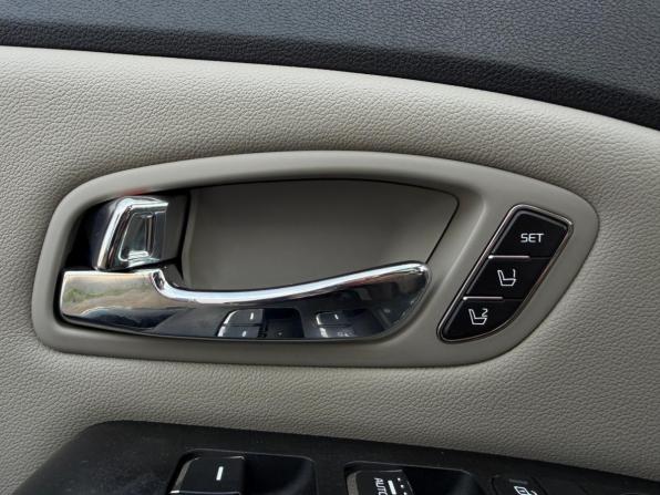 Kia Carnival III с пробегом 2018 года, цена 2 500 000 рублей, 212320 км, минивэн, Автокод Объявления