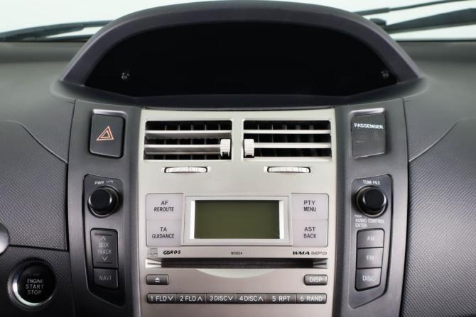 Toyota Yaris II с пробегом 2006 года, цена 449 000 рублей, 245000 км, хэтчбек, Автокод Объявления