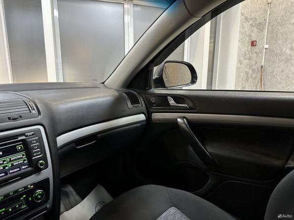 Skoda Octavia II (A5) Рестайлинг с пробегом 2013 года, цена 1 035 000 рублей, 167610 км, лифтбек, Автокод Объявления