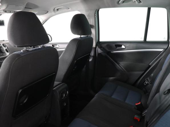 Volkswagen Tiguan I Рестайлинг с пробегом 2013 года, цена 1 197 000 рублей, 178480 км, внедорожник, Автокод Объявления