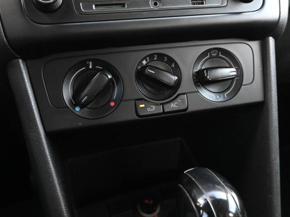 Volkswagen Polo V с пробегом 2013 года, цена 779 000 рублей, 197021 км, седан, Автокод Объявления