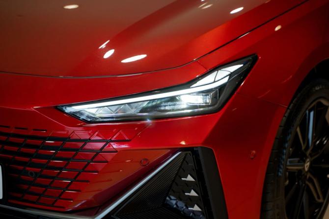 Новый Changan UNI-V I 2024 года, цена 3 259 900 рублей, лифтбек, Автокод Объявления