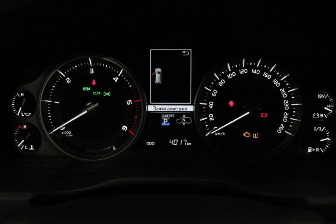 Toyota Land Cruiser 200 Series Рестайлинг 2 с пробегом 2020 года, цена 12 500 000 рублей, 3800 км, внедорожник, Автокод Объявления