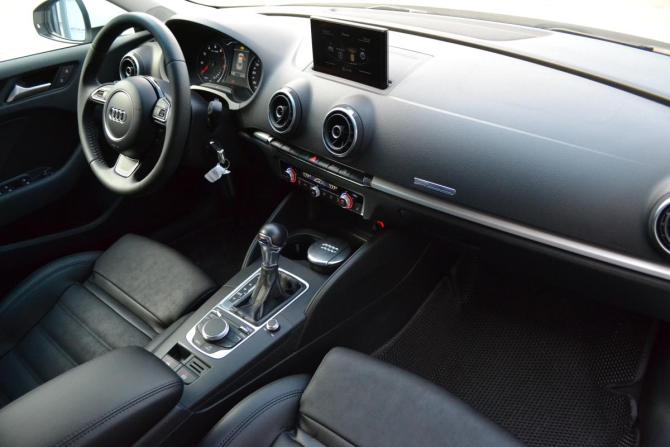 Audi A3 III (8V) с пробегом 2016 года, цена 2 150 000 рублей, 70440 км, седан, Автокод Объявления
