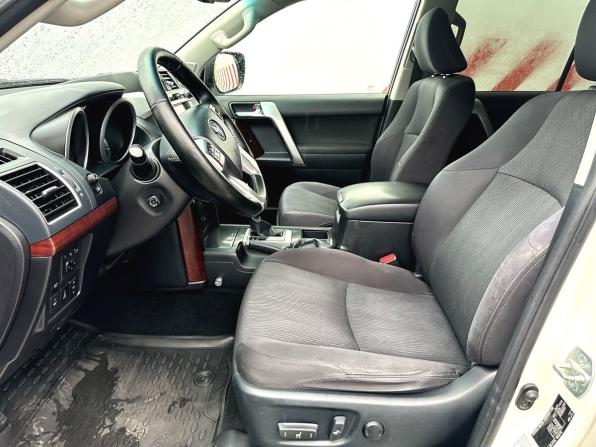 Toyota Land Cruiser Prado 150 Series Рестайлинг 1 с пробегом 2015 года, цена 3 580 000 рублей, 227854 км, внедорожник, Автокод Объявления