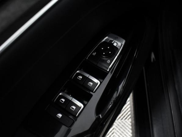 Kia K5 III с пробегом 2021 года, цена 1 720 000 рублей, 218456 км, седан, Автокод Объявления