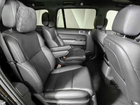 Li Auto (Lixiang) L9 I Рестайлинг с пробегом 2024 года, цена 6 700 000 рублей, 57658 км, внедорожник, Автокод Объявления