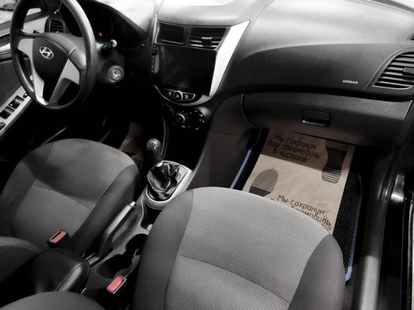Hyundai Solaris I с пробегом 2011 года, цена 682 400 рублей, 242507 км, седан, Автокод Объявления