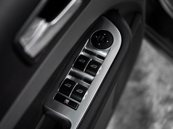 Ford Focus II Рестайлинг с пробегом 2011 года, цена 680 000 рублей, 258341 км, седан, Автокод Объявления
