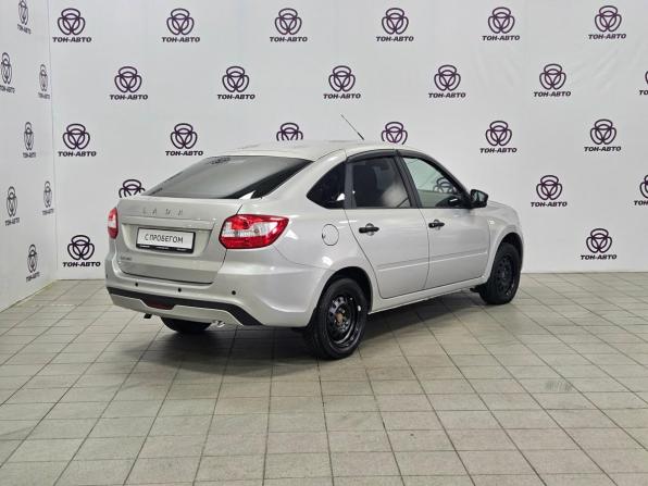 Lada (ВАЗ) Granta I Рестайлинг с пробегом 2022 года, цена 681 000 рублей, 75064 км, хэтчбек, Автокод Объявления