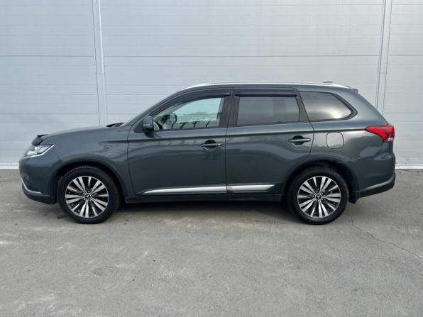 Mitsubishi Outlander III Рестайлинг 3 с пробегом 2019 года, цена 2 397 000 рублей, 70757 км, внедорожник, Автокод Объявления