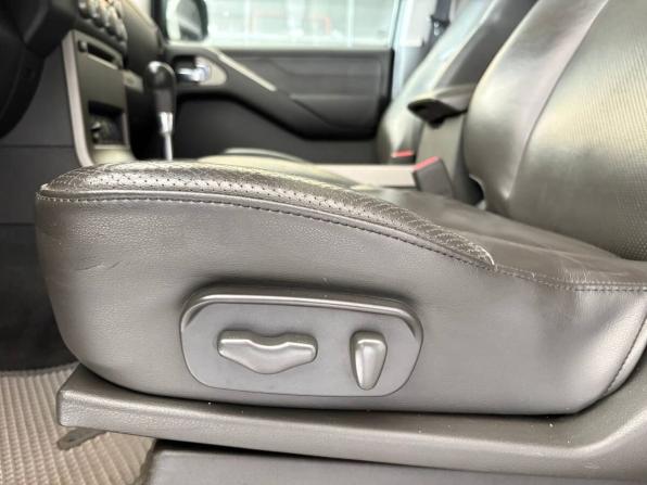Nissan Pathfinder III с пробегом 2008 года, цена 956 000 рублей, 292290 км, внедорожник, Автокод Объявления