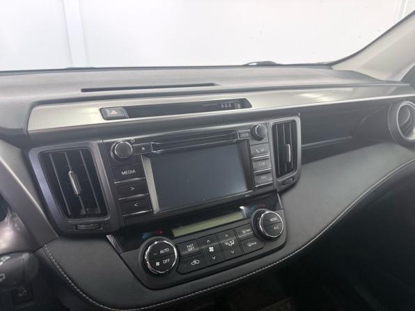 Toyota RAV4 IV (XA40) Рестайлинг с пробегом 2016 года, цена 2 499 000 рублей, 79800 км, внедорожник, Автокод Объявления