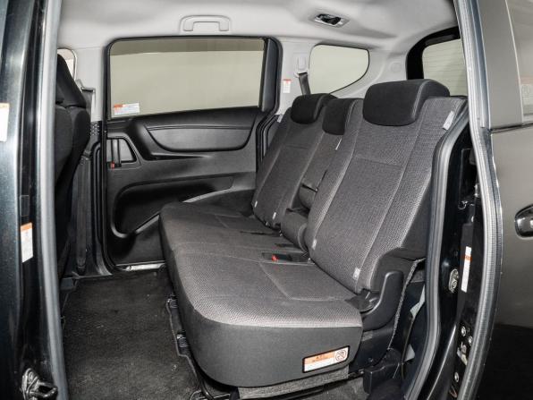 Toyota Sienta II Рестайлинг с пробегом 2021 года, цена 1 550 000 рублей, 120219 км, компактвэн, Автокод Объявления