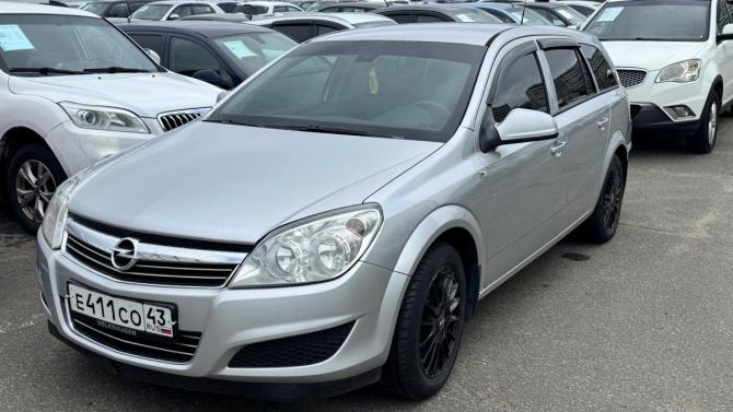 Opel Astra H Рестайлинг с пробегом 2011 года, цена 485 000 рублей, 237272 км, универсал, Автокод Объявления