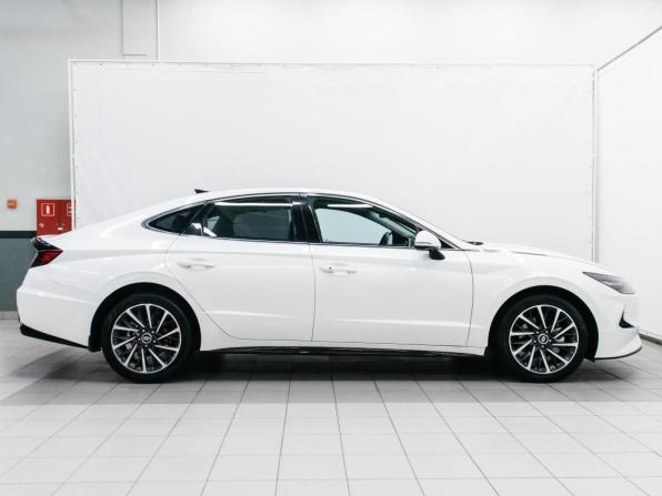 Hyundai Sonata VIII (DN8) с пробегом 2022 года, цена 2 987 000 рублей, 87574 км, седан, Автокод Объявления