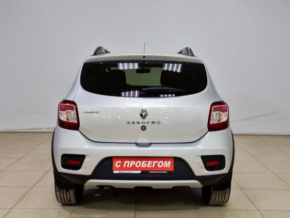 Renault Sandero II с пробегом 2017 года, цена 1 060 000 рублей, 59233 км, хэтчбек, Автокод Объявления