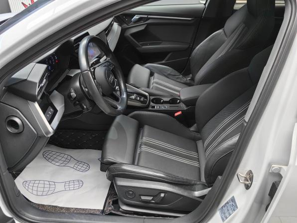 Audi A3 IV (8Y) с пробегом 2021 года, цена 2 560 000 рублей, 65000 км, седан, Автокод Объявления