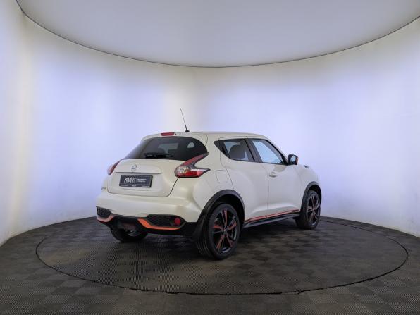 Nissan Juke I Рестайлинг с пробегом 2018 года, цена 1 300 000 рублей, 192377 км, внедорожник, Автокод Объявления