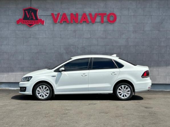 Volkswagen Polo V Рестайлинг с пробегом 2016 года, цена 1 130 000 рублей, 101621 км, седан, Автокод Объявления